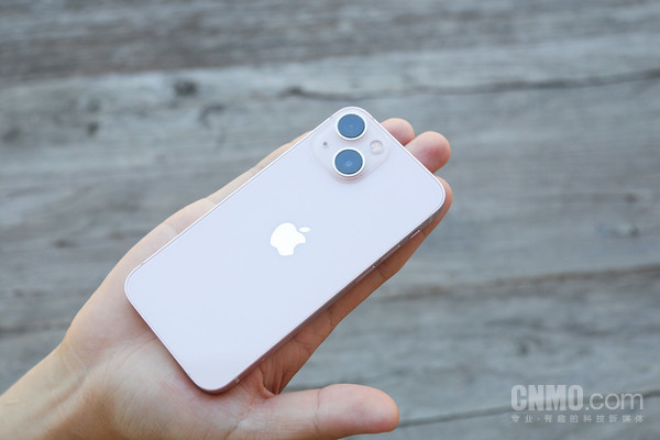 iPhone 13/13mini评测:“十三香”的意义 是将复杂的事情变简单休闲区蓝鸢梦想 - Www.slyday.coM iPhone 13/13mini评测:“十三香”的意义 是将复杂的事情变简单休闲区蓝鸢梦想 - Www.slyday.coM