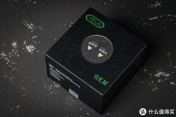 飞朵GEM4评测休闲区蓝鸢梦想 - Www.slyday.coM 飞朵GEM4评测休闲区蓝鸢梦想 - Www.slyday.coM