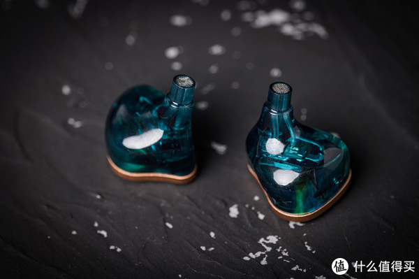 飞朵GEM4评测休闲区蓝鸢梦想 - Www.slyday.coM 飞朵GEM4评测休闲区蓝鸢梦想 - Www.slyday.coM