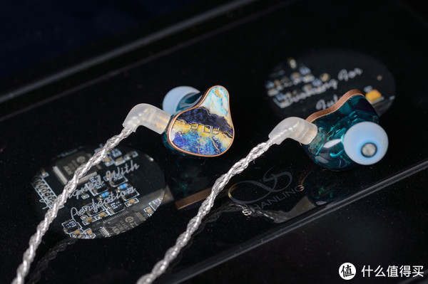 飞朵GEM4评测休闲区蓝鸢梦想 - Www.slyday.coM 飞朵GEM4评测休闲区蓝鸢梦想 - Www.slyday.coM