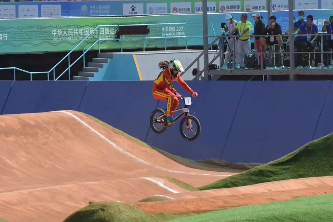 本届全运会甘肃首金!小轮车女子竞速赛甘肃女将包揽冠亚军休闲区蓝鸢梦想 - Www.slyday.coM 本届全运会甘肃首金!小轮车女子竞速赛甘肃女将包揽冠亚军休闲区蓝鸢梦想 - Www.slyday.coM