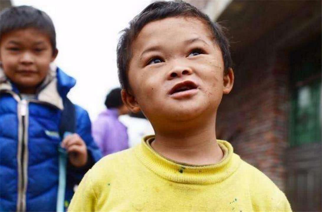 小马云现在怎么样了?被马云拒绝资助后,过度消费已被榨干抛弃