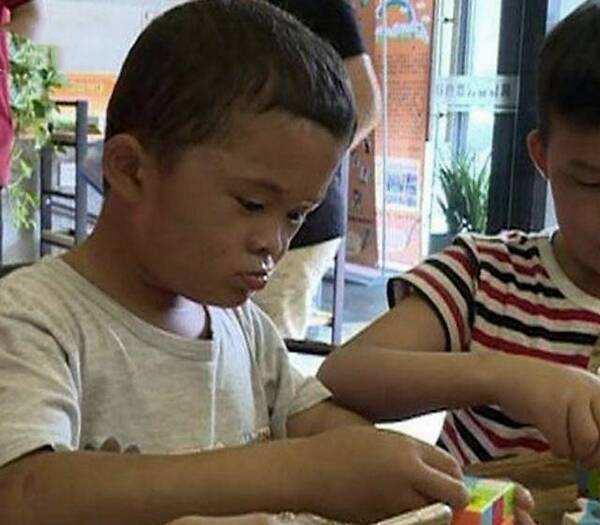 小马云现在怎么样了?被马云拒绝资助后,过度消费已被榨干抛弃