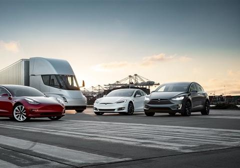 特斯拉将推汽车保险 费用最多比传统公司低30%