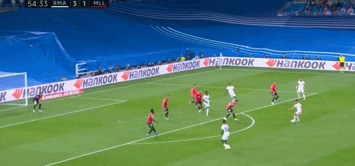 6-1!皇马4连胜登顶,7亿王储戴帽,本泽马独造4球,<a href=