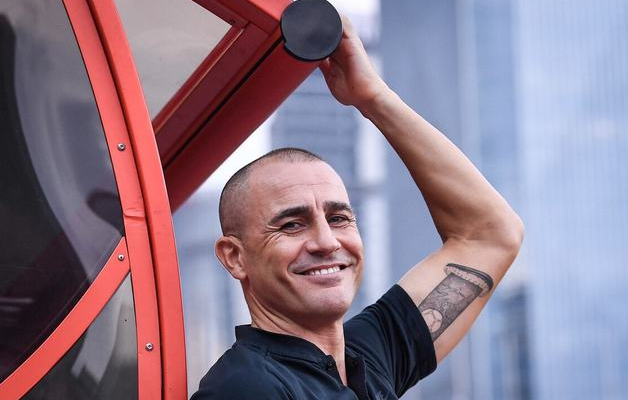 李铁这是在火上烤！若不胜越南，或被此人直捣黄龙帅位不保