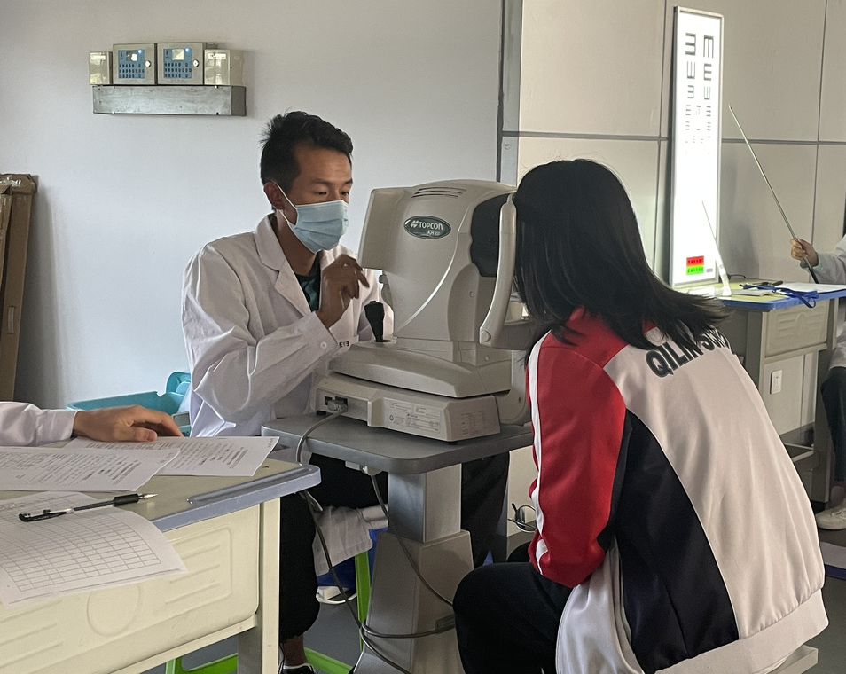 学生近视及常见病监测第一站曲靖一中麒麟学校正式开始休闲区蓝鸢梦想 - Www.slyday.coM 学生近视及常见病监测第一站曲靖一中麒麟学校正式开始休闲区蓝鸢梦想 - Www.slyday.coM