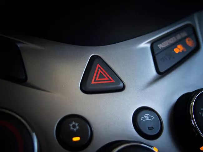 痛心!3岁女童中秋,被父母锁车内近3小时,喝光3瓶水,最终逃不过被活活闷死……休闲区蓝鸢梦想 - Www.slyday.coM 痛心!3岁女童中秋,被父母锁车内近3小时,喝光3瓶水,最终逃不过被活活闷死……休闲区蓝鸢梦想 - Www.slyday.coM