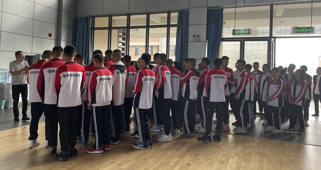 学生近视及常见病监测第一站曲靖一中麒麟学校正式开始休闲区蓝鸢梦想 - Www.slyday.coM 学生近视及常见病监测第一站曲靖一中麒麟学校正式开始休闲区蓝鸢梦想 - Www.slyday.coM