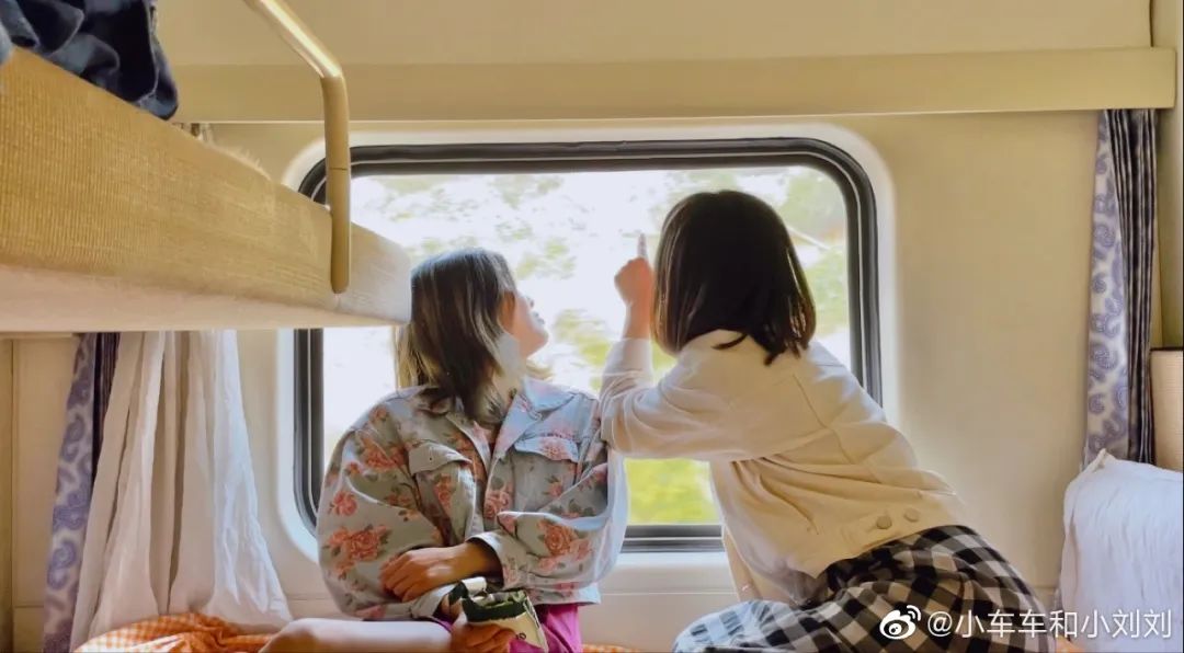 29岁成都女孩“组团养老”!辞职后和闺蜜在乡下爆改350㎡大房子,种菜养花、追赶日落,她们提前过上了想要的生活休闲区蓝鸢梦想 - Www.slyday.coM 29岁成都女孩“组团养老”!辞职后和闺蜜在乡下爆改350㎡大房子,种菜养花、追赶日落,她们提前过上了想要的生活休闲区蓝鸢梦想 - Www.slyday.coM