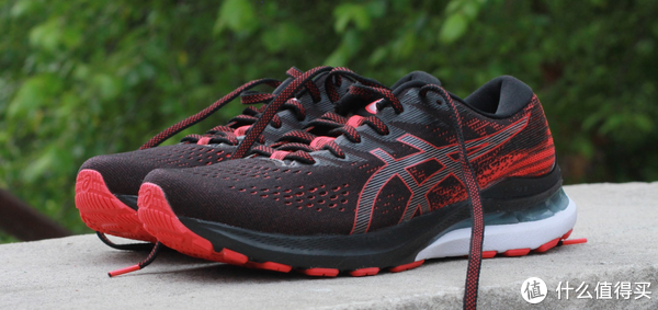 穿了2年的亚瑟士Kayano 25,今天终于换上Kayano 28,差距也太大了!休闲区蓝鸢梦想 - Www.slyday.coM 穿了2年的亚瑟士Kayano 25,今天终于换上Kayano 28,差距也太大了!休闲区蓝鸢梦想 - Www.slyday.coM