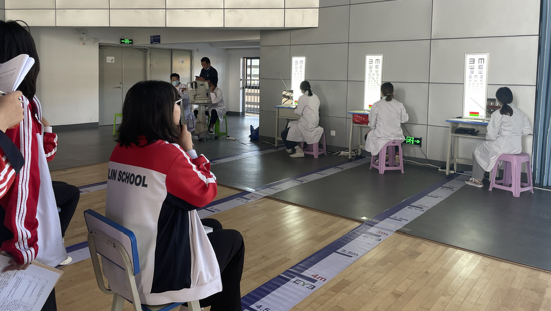 学生近视及常见病监测第一站曲靖一中麒麟学校正式开始休闲区蓝鸢梦想 - Www.slyday.coM 学生近视及常见病监测第一站曲靖一中麒麟学校正式开始休闲区蓝鸢梦想 - Www.slyday.coM