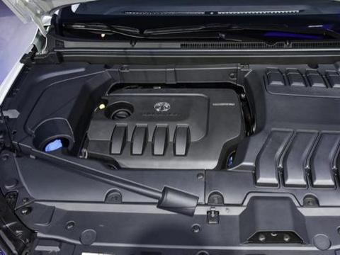 国产PLUS车型之争，北京U5 PLUS和比亚迪秦PLUS谁更胜一筹