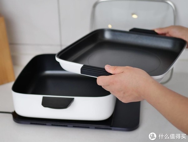 小米做出市面上最薄的电磁炉?厚度只有 2 厘米,还可以教人做菜休闲区蓝鸢梦想 - Www.slyday.coM 小米做出市面上最薄的电磁炉?厚度只有 2 厘米,还可以教人做菜休闲区蓝鸢梦想 - Www.slyday.coM