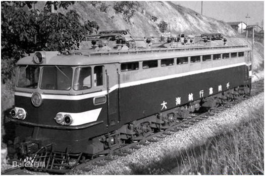 韶山2型电力机车试验中的韶山2型电力机车韶山2型机车于1982年停用