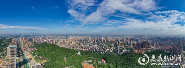 (娄底城区全景)