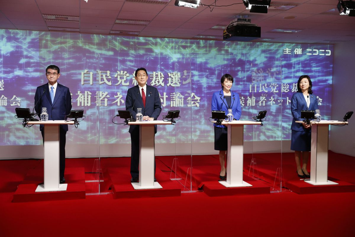 从左到右依次为:河野太郎、岸田文雄、高市早苗、野田圣子 图自日媒