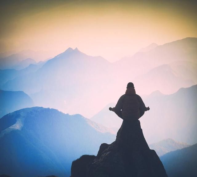 地球正在开裂？大西洋中部裂开一条缝，英美之间距离正...