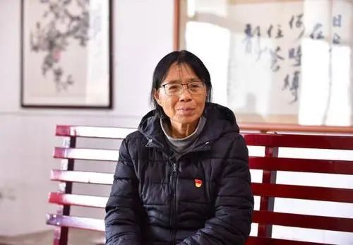 支教10年的海归女硕士,为何引来各种质疑?休闲区蓝鸢梦想 - Www.slyday.coM 支教10年的海归女硕士,为何引来各种质疑?休闲区蓝鸢梦想 - Www.slyday.coM