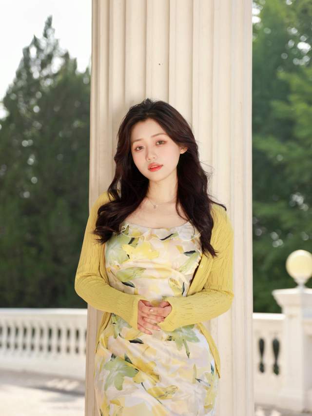 微胖女孩怎么穿才美？学会这几招，轻松让你穿成“人间富贵花”