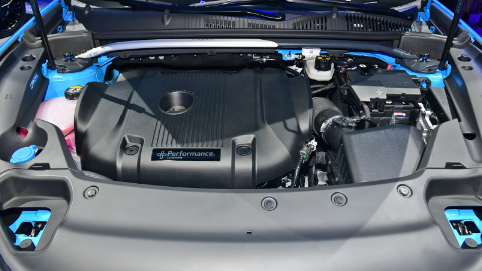 除了性能,都能赢?领克03+Cyan对比奥迪S3