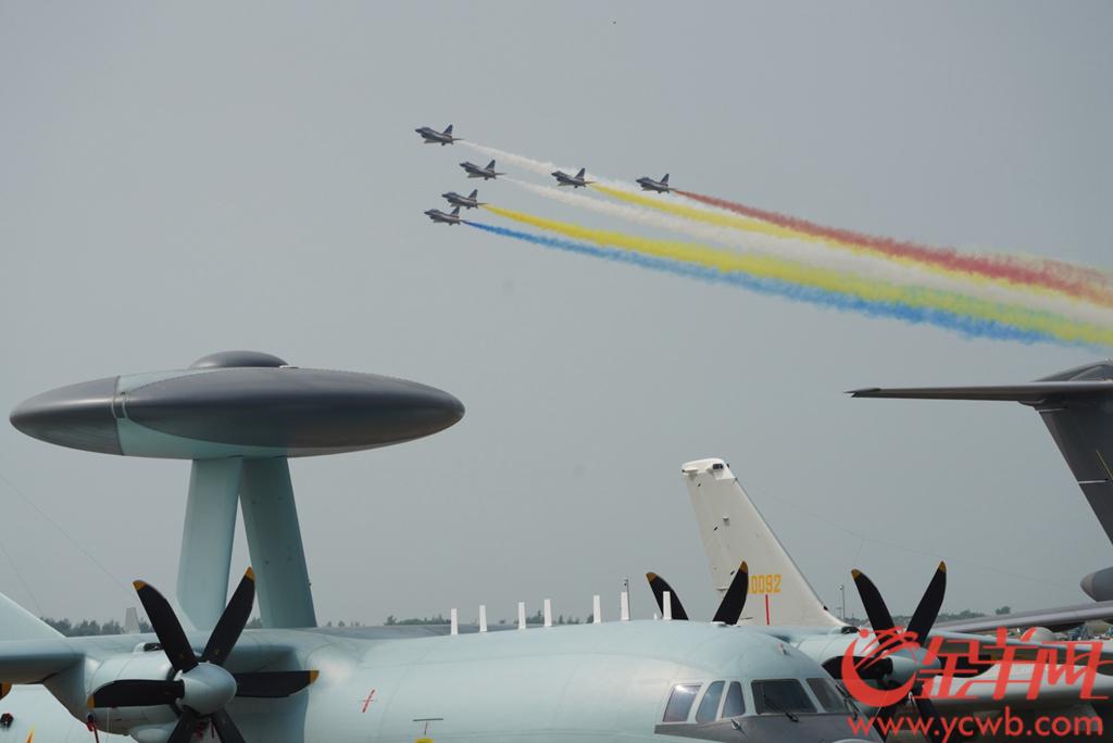 2021中国珠海航展开幕休闲区蓝鸢梦想 - Www.slyday.coM 2021中国珠海航展开幕休闲区蓝鸢梦想 - Www.slyday.coM