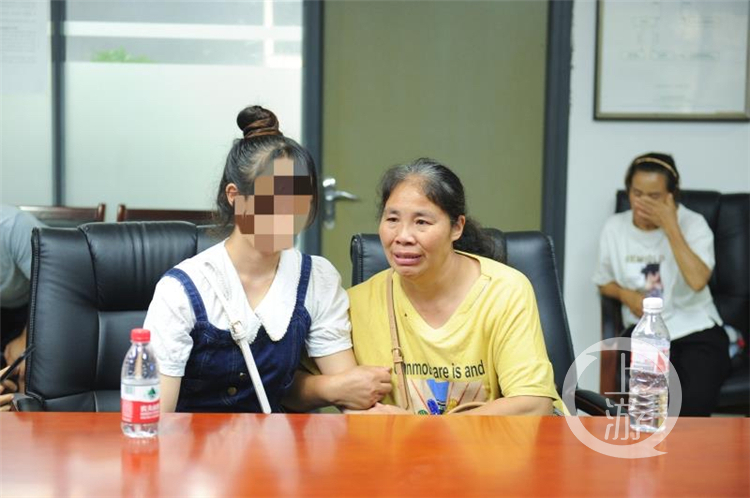 采血22天后 女儿找到了离散20年的亲生父母休闲区蓝鸢梦想 - Www.slyday.coM 采血22天后 女儿找到了离散20年的亲生父母休闲区蓝鸢梦想 - Www.slyday.coM