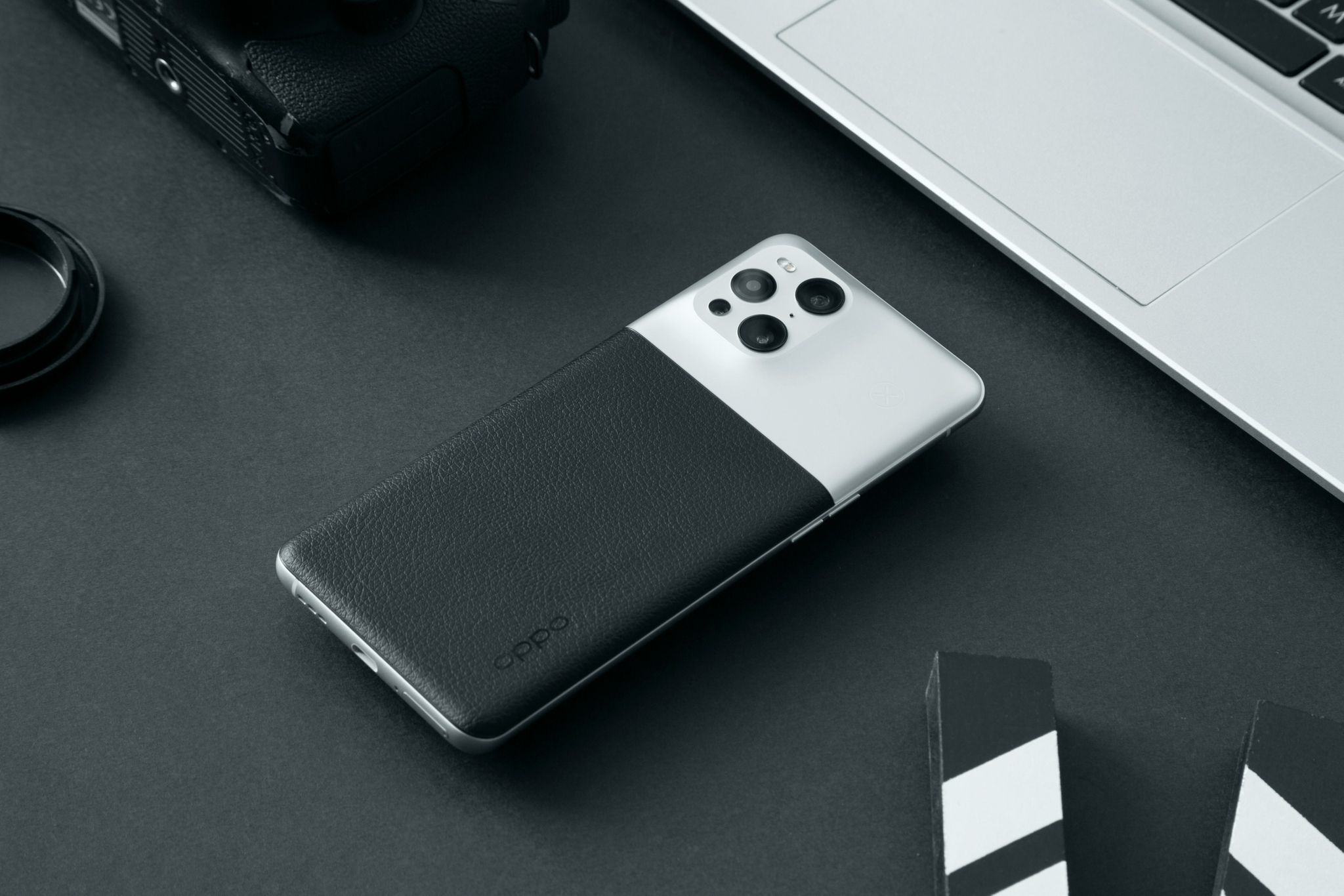 与其等iPhone13 Pro排期,不如入手120Hz国产旗舰,流畅不输苹果休闲区蓝鸢梦想 - Www.slyday.coM 与其等iPhone13 Pro排期,不如入手120Hz国产旗舰,流畅不输苹果休闲区蓝鸢梦想 - Www.slyday.coM