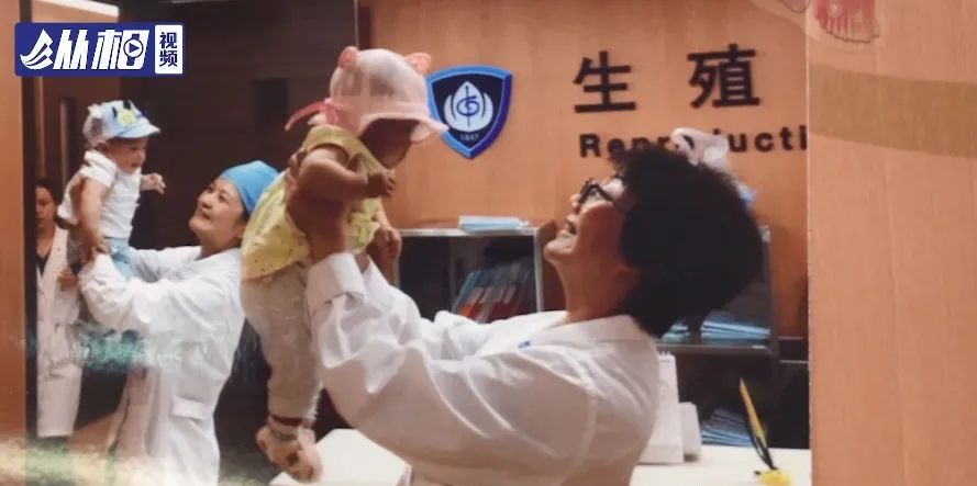 上海又有医生火出圈!3种语言自如切换!她的这句话更让病人泪目...休闲区蓝鸢梦想 - Www.slyday.coM 上海又有医生火出圈!3种语言自如切换!她的这句话更让病人泪目...休闲区蓝鸢梦想 - Www.slyday.coM