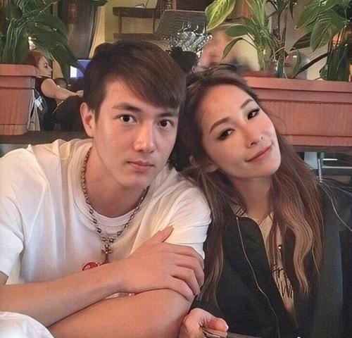 黄皓回到<a href=