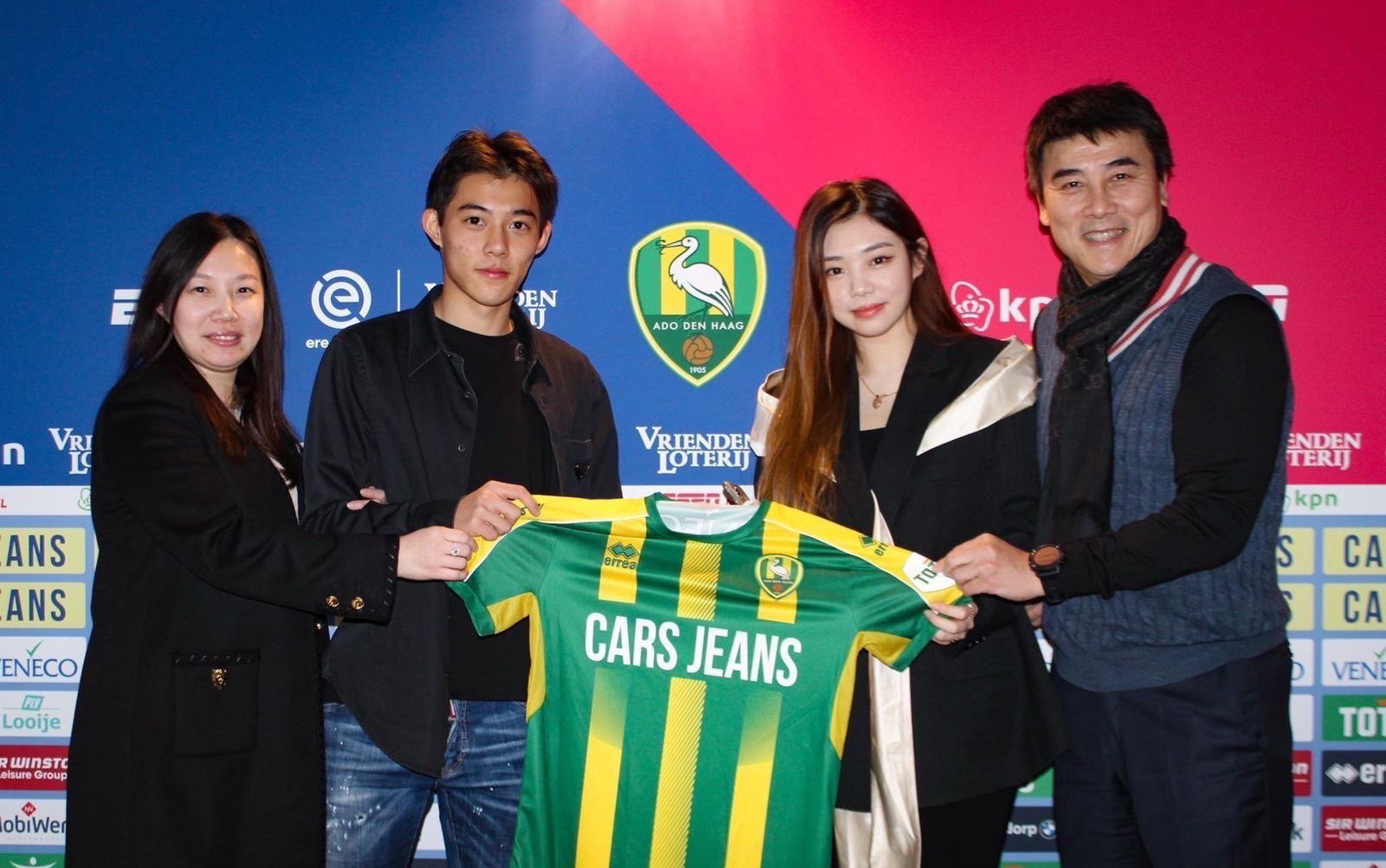 20年前国足首发合影！你还能认出几个？与现在相比谁能更胜一筹？