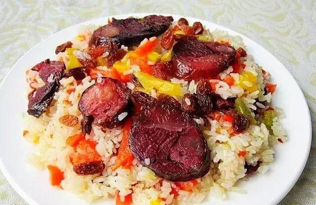 做新疆抓饭，羊肉是高压锅炖熟的吗？看完你就知道怎么做了