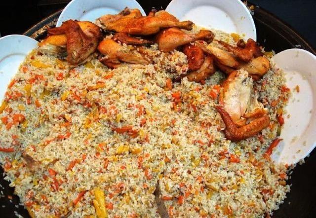 做新疆抓饭，羊肉是高压锅炖熟的吗？看完你就知道怎么做了