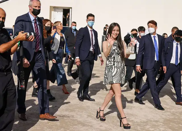 巴黎时装周又来了：<a href=