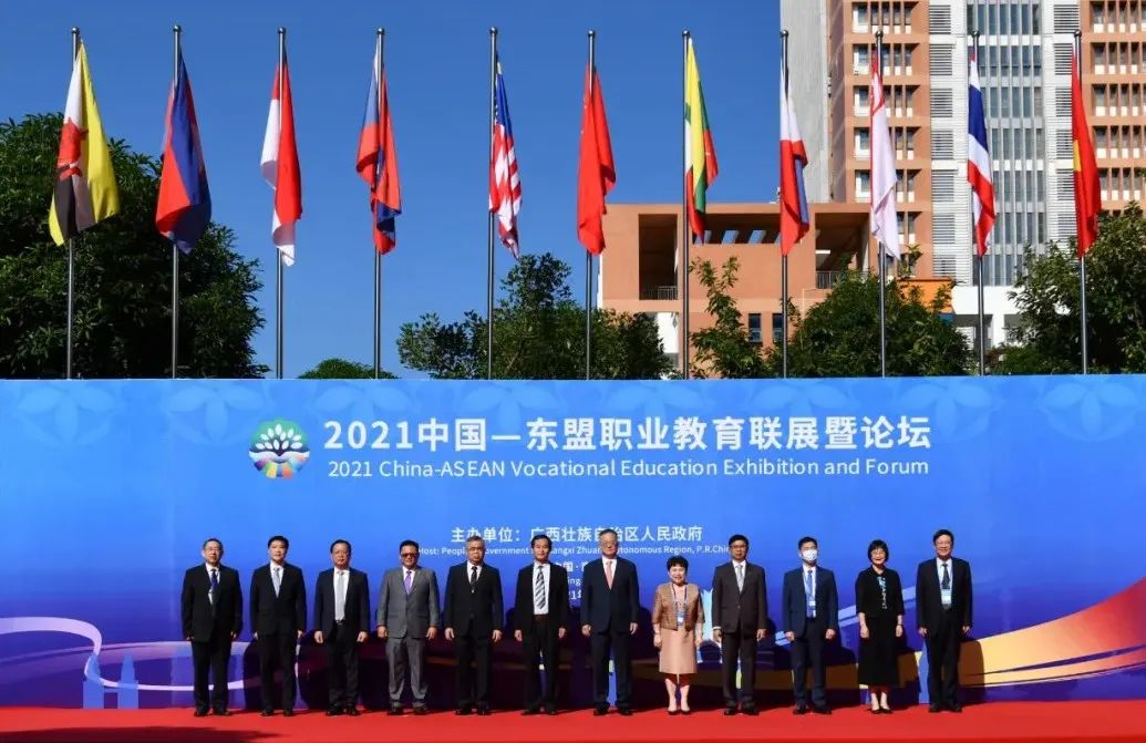 巴基斯坦留学小哥:我要在中国学好本领再回去服务我的国家!休闲区蓝鸢梦想 - Www.slyday.coM 巴基斯坦留学小哥:我要在中国学好本领再回去服务我的国家!休闲区蓝鸢梦想 - Www.slyday.coM