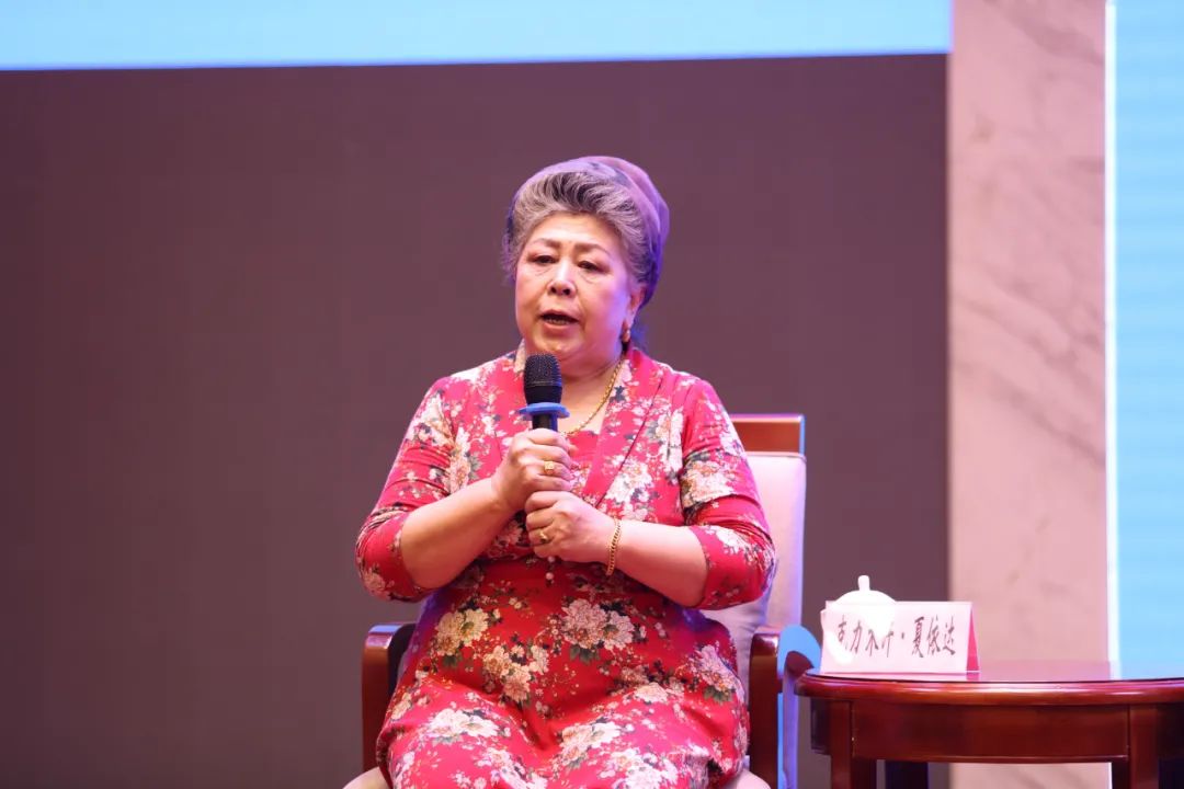 我非常感谢我的父母亲能把我生在中国休闲区蓝鸢梦想 - Www.slyday.coM 我非常感谢我的父母亲能把我生在中国休闲区蓝鸢梦想 - Www.slyday.coM