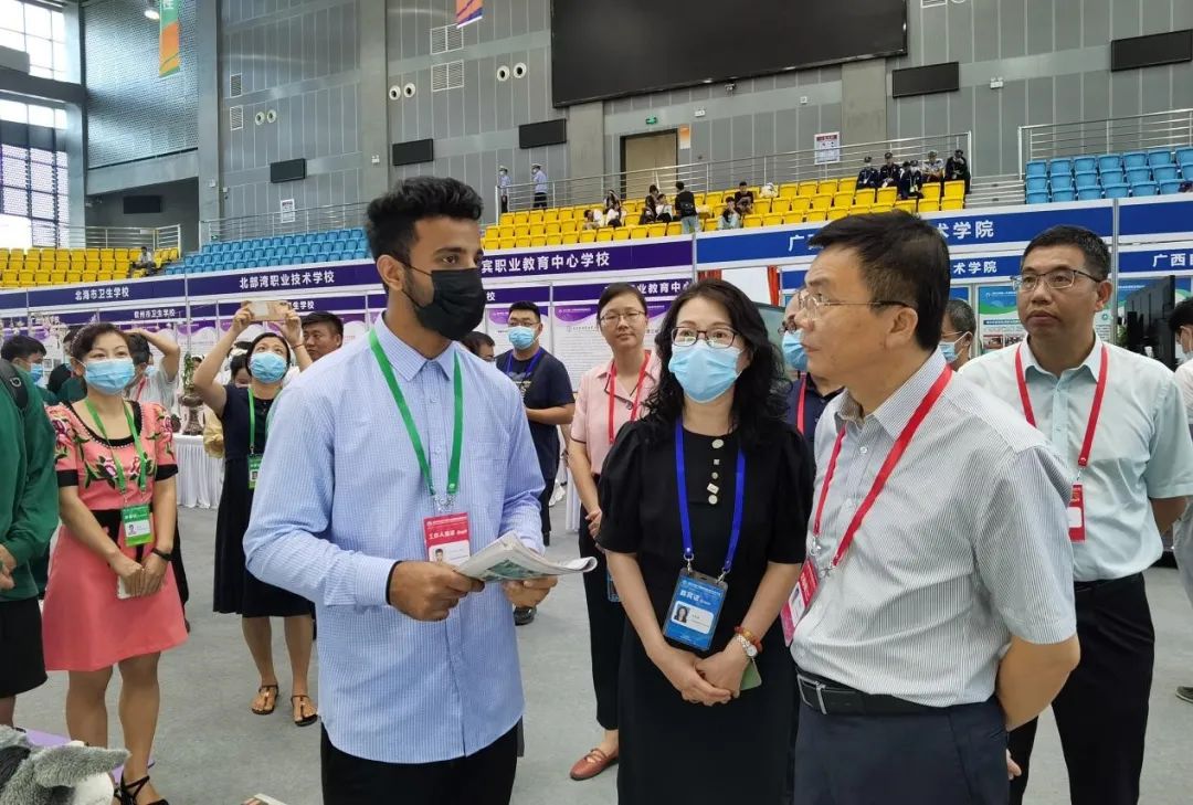 巴基斯坦留学小哥:我要在中国学好本领再回去服务我的国家!休闲区蓝鸢梦想 - Www.slyday.coM 巴基斯坦留学小哥:我要在中国学好本领再回去服务我的国家!休闲区蓝鸢梦想 - Www.slyday.coM