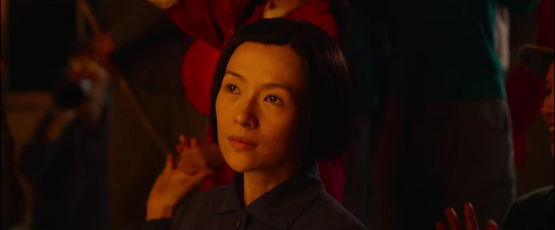 《我和我的父辈》留在电视上看就好了啊~休闲区蓝鸢梦想 - Www.slyday.coM 《我和我的父辈》留在电视上看就好了啊~休闲区蓝鸢梦想 - Www.slyday.coM