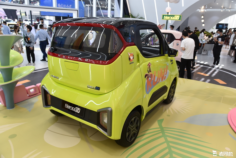 复刻宏光miniev神话?聊聊五菱nanoev迪士尼联名款