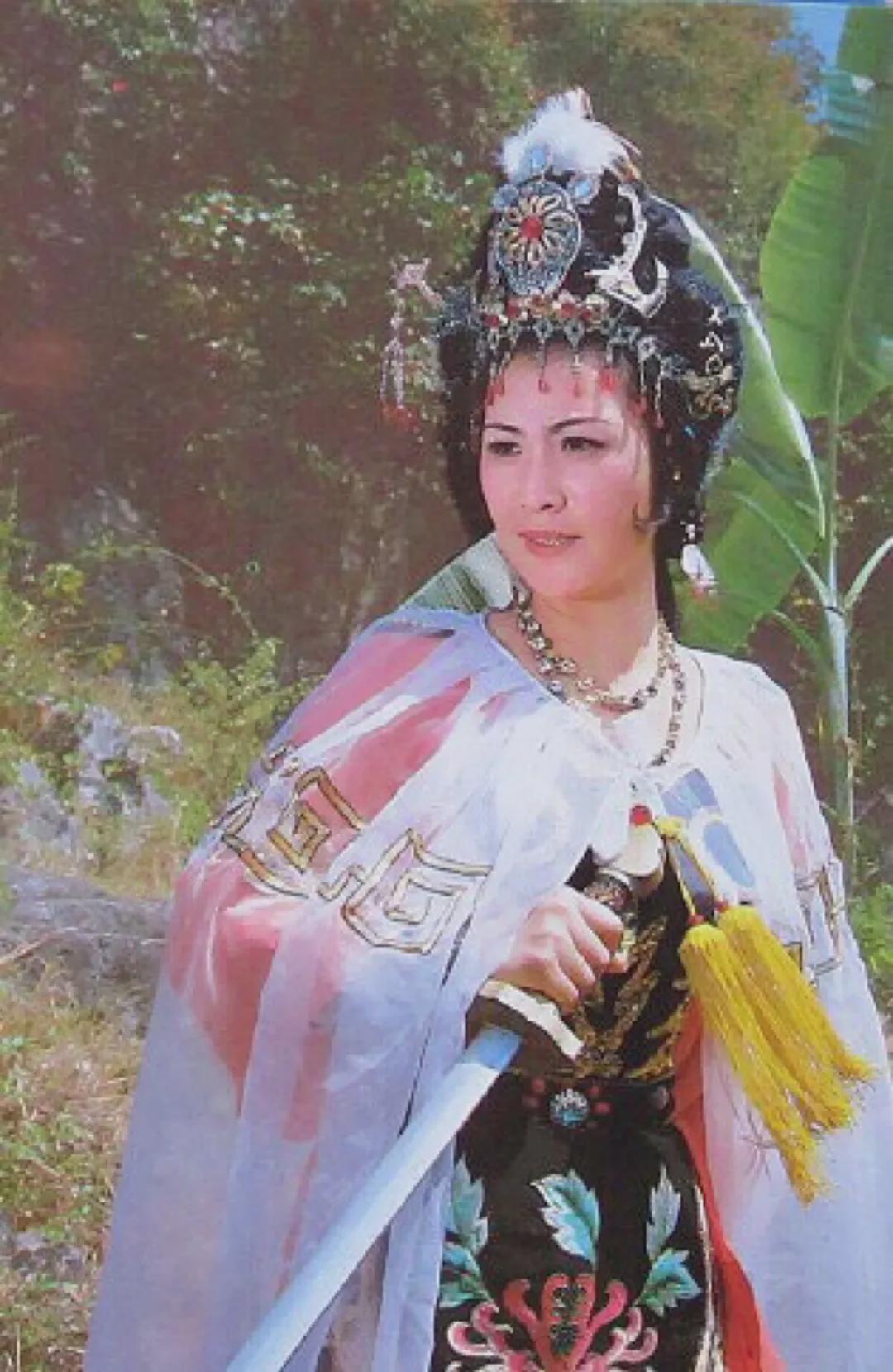 牛魔王真的喜欢铁扇公主？却住到玉面狐狸那，孙悟空一来就回去