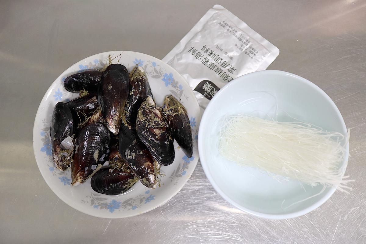 用这种小海鲜做蒜蓉粉丝,一口一个巨过瘾,低脂高蛋白质真健康 用这种小海鲜做蒜蓉粉丝,一口一个巨过瘾,低脂高蛋白质真健康