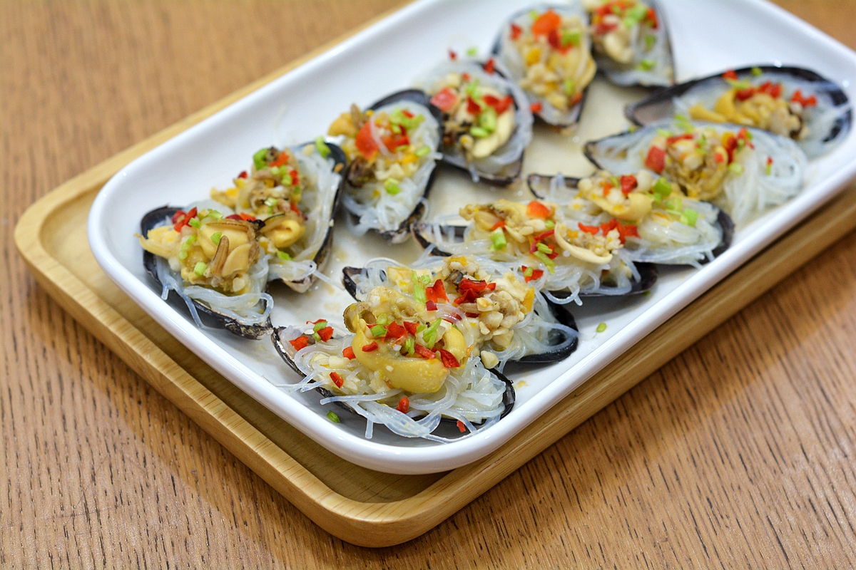 用这种小海鲜做蒜蓉粉丝,一口一个巨过瘾,低脂高蛋白质真健康 用这种小海鲜做蒜蓉粉丝,一口一个巨过瘾,低脂高蛋白质真健康