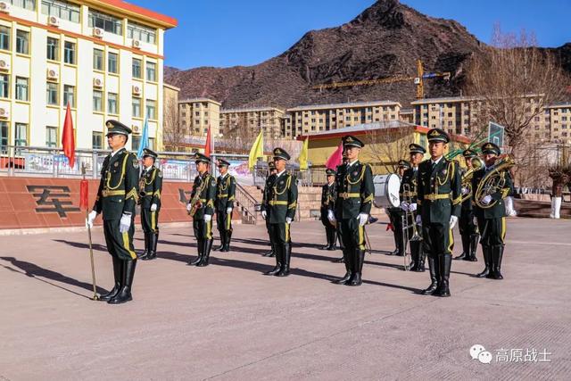 看!五星红旗在雪域高原冉冉升起休闲区蓝鸢梦想 - Www.slyday.coM 看!五星红旗在雪域高原冉冉升起休闲区蓝鸢梦想 - Www.slyday.coM