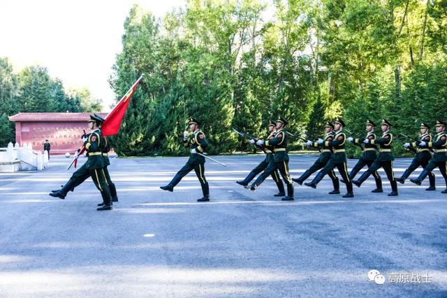 看!五星红旗在雪域高原冉冉升起休闲区蓝鸢梦想 - Www.slyday.coM 看!五星红旗在雪域高原冉冉升起休闲区蓝鸢梦想 - Www.slyday.coM