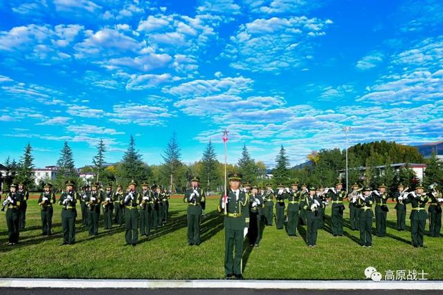 看!五星红旗在雪域高原冉冉升起休闲区蓝鸢梦想 - Www.slyday.coM 看!五星红旗在雪域高原冉冉升起休闲区蓝鸢梦想 - Www.slyday.coM