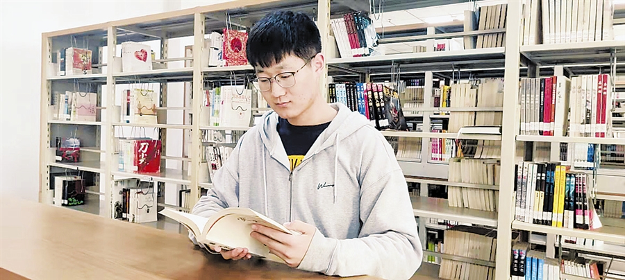 标题导航“我和祖国同一天生日”休闲区蓝鸢梦想 - Www.slyday.coM 标题导航“我和祖国同一天生日”休闲区蓝鸢梦想 - Www.slyday.coM