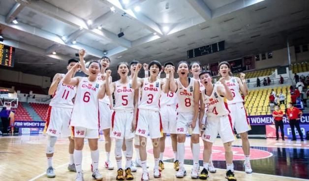 铿锵玫瑰绽放,女篮轻取<a href=