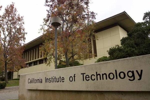 钱学森当年回国，自己的手稿<a href=