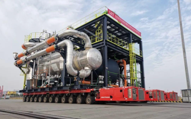 中国航母运输车，究竟有何独特之处，连<a href=