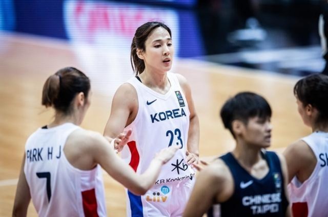 女篮亚洲杯半决赛前瞻：中国VS<a href=